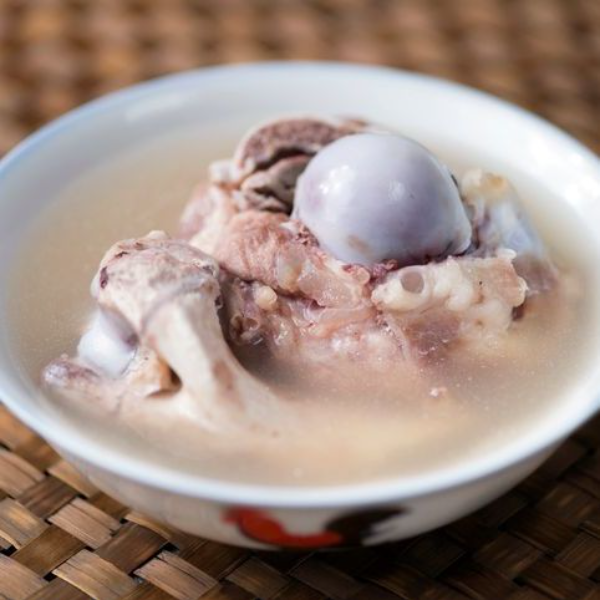Pork Soup Bones
