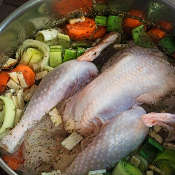 Soup Chicken ( Stewing Chicken) 2 to 3 Lbs